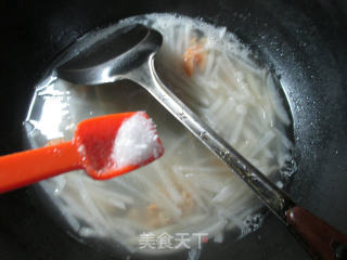 开洋萝卜煮粉丝的做法步骤：6