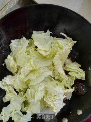 五花肉炒白菜的做法步骤：7