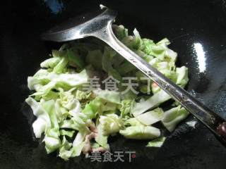 肉丝圆白菜蚕豆羹的做法步骤：4