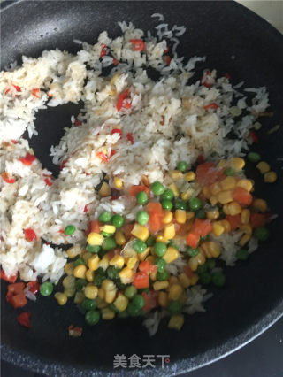 东南亚风情炒饭的做法步骤：3