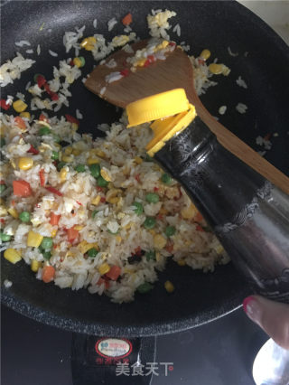 东南亚风情炒饭的做法步骤：5