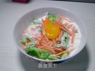青椒胡萝卜鸡蛋饼的做法步骤：3