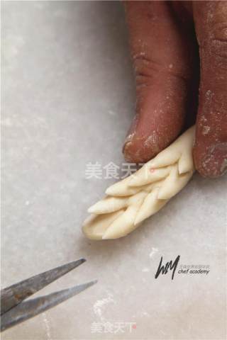 麦穗装饰面包的做法步骤：7