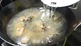 特色螺蛳斑鱼锅丨大嘴螺的做法步骤：7