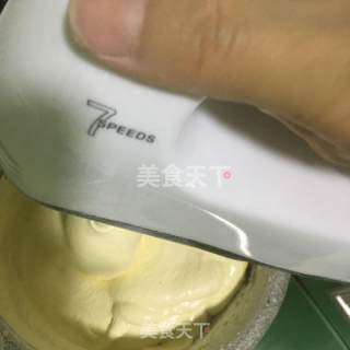 蛋黄小饼干的做法步骤：4