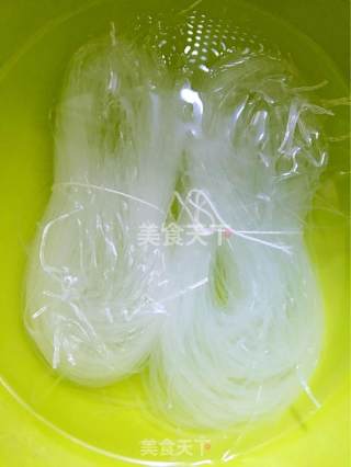 蚂蚁上树的做法步骤：1