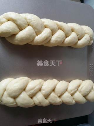 超柔软淡奶油椰蓉辫子包的做法步骤：3