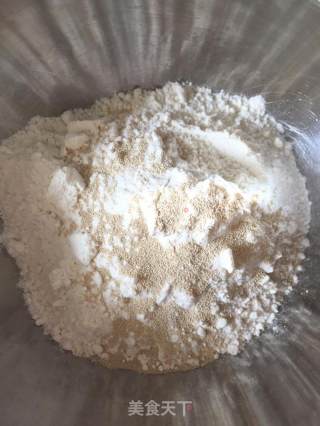 红糖发糕的做法步骤：2