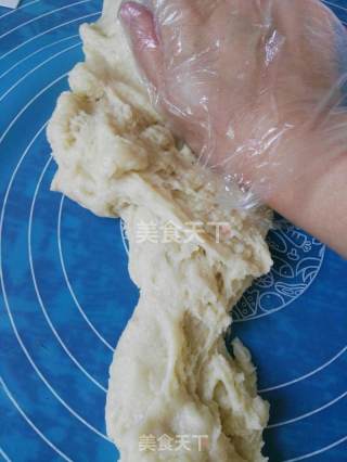 蛋黄酥～手揉油皮详细过程的做法步骤：7