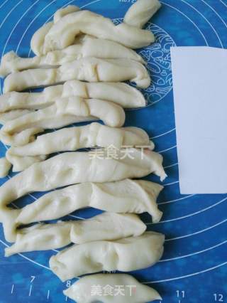 蛋黄酥～手揉油皮详细过程的做法步骤：9