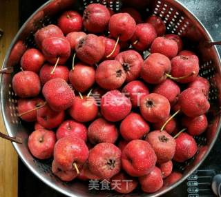 自制山楂酱的做法步骤：1
