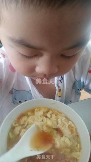 西红柿蛋花补脑汤的做法步骤：6