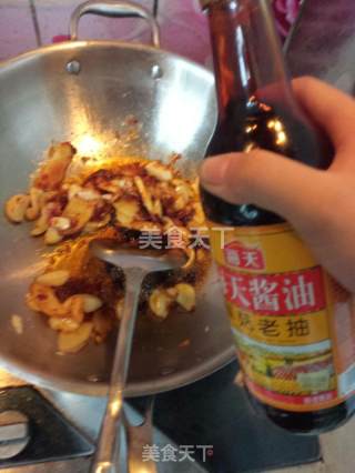 红烧大闸蟹重口味的点进来的做法步骤：5