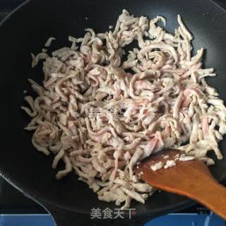 京酱肉丝的做法步骤：2