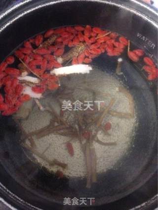 党参当归枸杞鸡汤的做法步骤：6