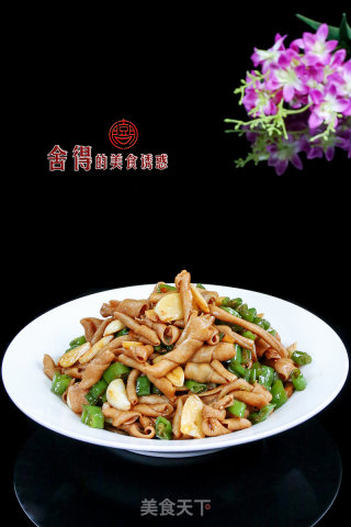 弹牙的【脆炒鲜鸭肠】的做法步骤：6