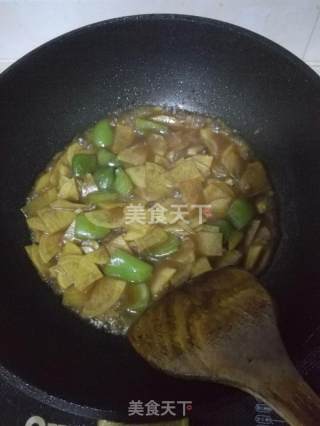 家常青椒土豆片的做法步骤：7