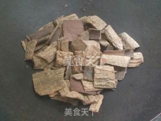 杜仲寄生鸡汤的做法步骤：4