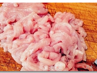 鱼香肉丝的做法步骤：2