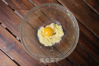 迷你椰蓉面包卷的做法步骤：1