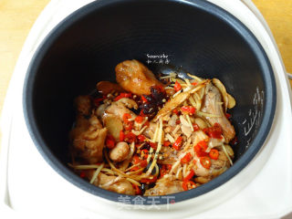 酱香辣鸡根（电饭锅懒人版）的做法步骤：6