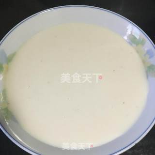 紫薯冰皮月饼和莲蓉冰皮月饼的做法步骤：7