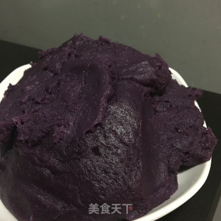 紫薯冰皮月饼和莲蓉冰皮月饼的做法步骤：9