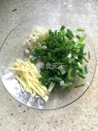 金针菇牛肉汤的做法步骤：3
