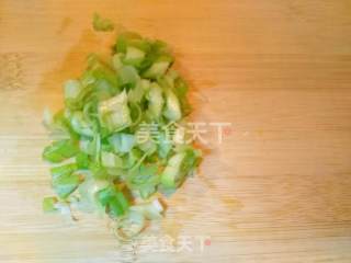 蛋炒饭的做法步骤：3
