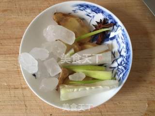 红烧兔肉的做法步骤：4