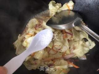 辣炒手撕包菜的做法步骤：5