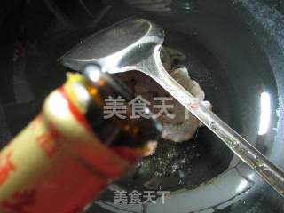 雪菜虾仁蚕豆羹的做法步骤：2