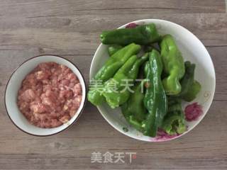 虎皮椒酿肉的做法步骤：1