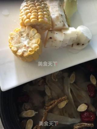 益气鸡汤的做法步骤：3
