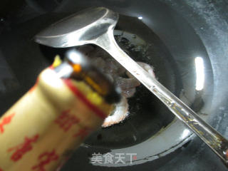 虾仁青菜炒年糕的做法步骤：2