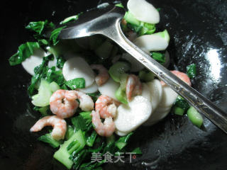 虾仁青菜炒年糕的做法步骤：6