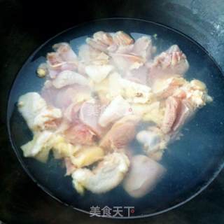 咖喱鸡腿饭的做法步骤：2
