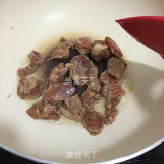 土豆炖排骨的做法步骤：4