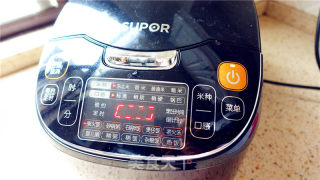 电饭煲版蔓越莓戚风蛋糕的做法步骤：16