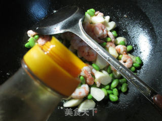 虾仁茭白炒毛豆的做法步骤：7