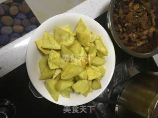 少糖版拔丝地瓜的做法步骤：3