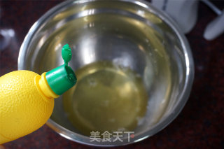 成功率超高的配方：6寸戚风蛋糕的做法步骤：2