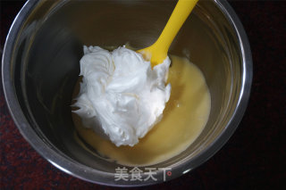 成功率超高的配方：6寸戚风蛋糕的做法步骤：6