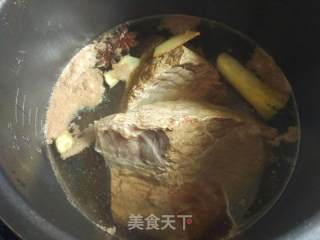 咖喱牛肉干的做法步骤：1