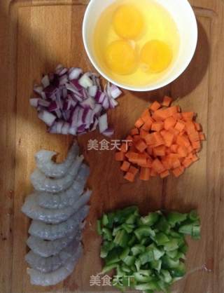 咖喱虾仁炒饭的做法步骤：1
