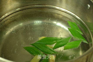 剁椒鸡的做法步骤：4