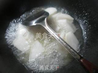 兰花豆腐干烧萝卜的做法步骤：4