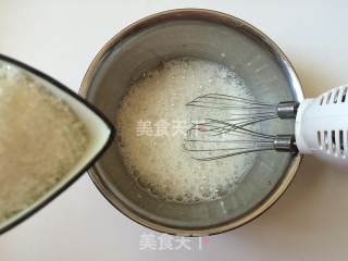 酸奶水果蛋糕杯的做法步骤：8