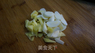 韭菜肉酱面------天凉好个秋的做法步骤：6