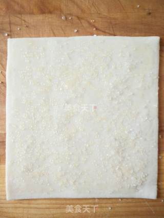 超级简单的起酥条的做法步骤：1